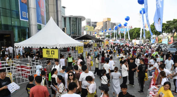 第44届国际龙家具展览会完美闭幕｜明年3月再见